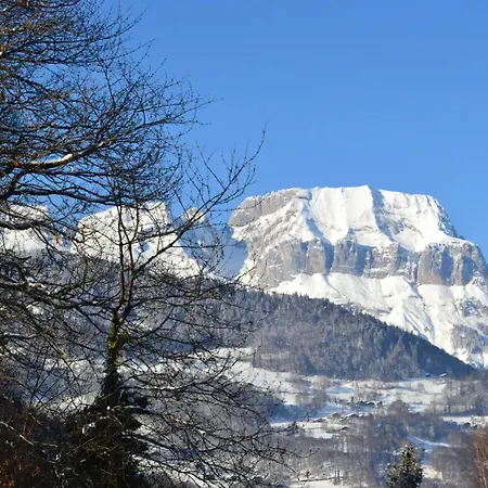 Le Sommet *